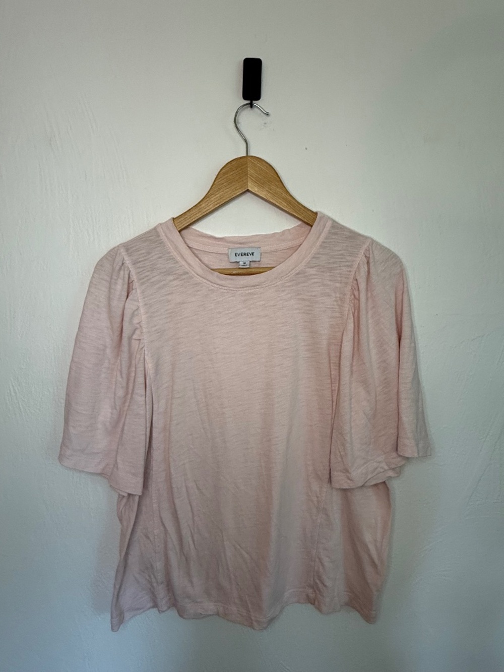 Evereve Light Pink Pleated Panel Flutter Sleeve Tee